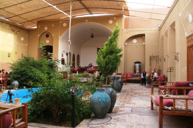 18dIMG_8533_yazd.JPG